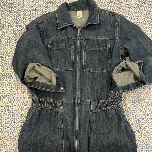 H&M denim jumpsuit - Picture 2 of 4